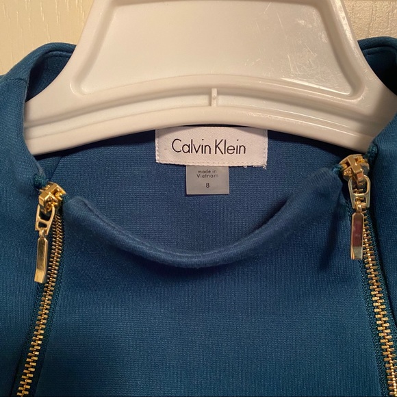 EUC Sleeveless Calvin Klein Sheath w/Zipper Detail - Picture 3 of 3